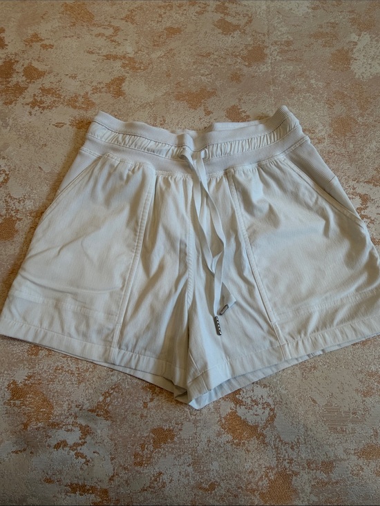 lululemon athletica Pants - LULU LEMON White Shorts Size  0